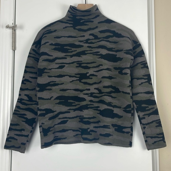 Tahari Safari Stripe Mock Turtleneck - Picture 1 of 5